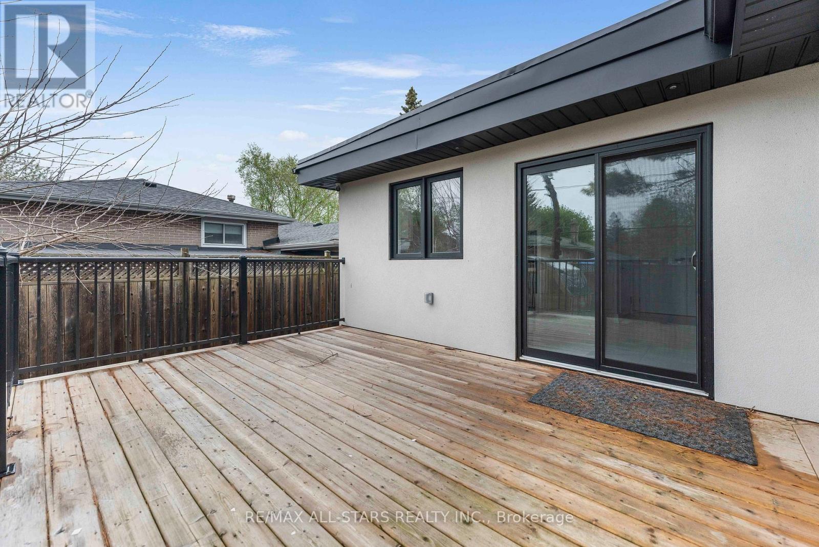 826 KROSNO BOULEVARD - 37