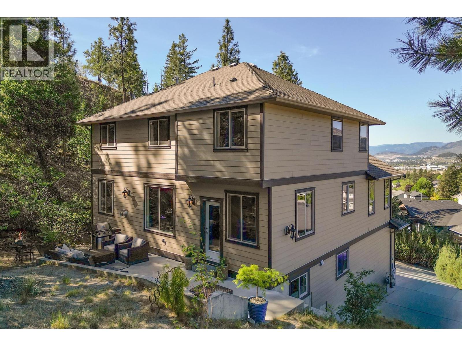 2200 Sunview Drive - 70