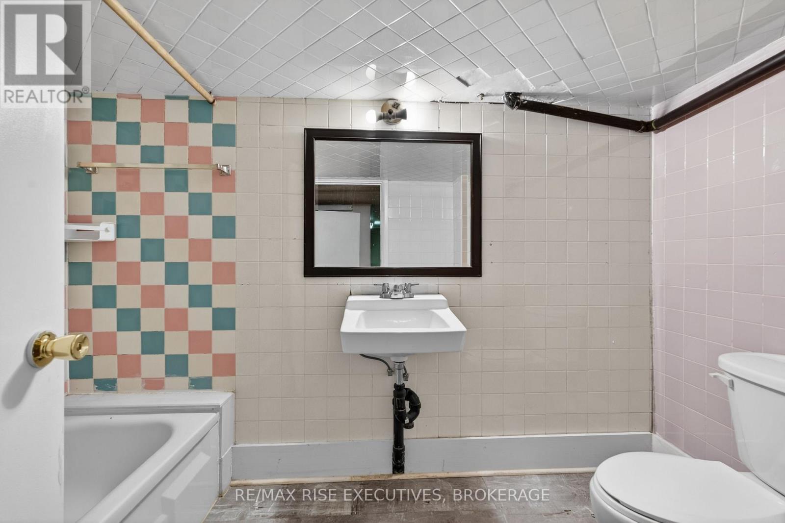 363 ALFRED STREET - 23