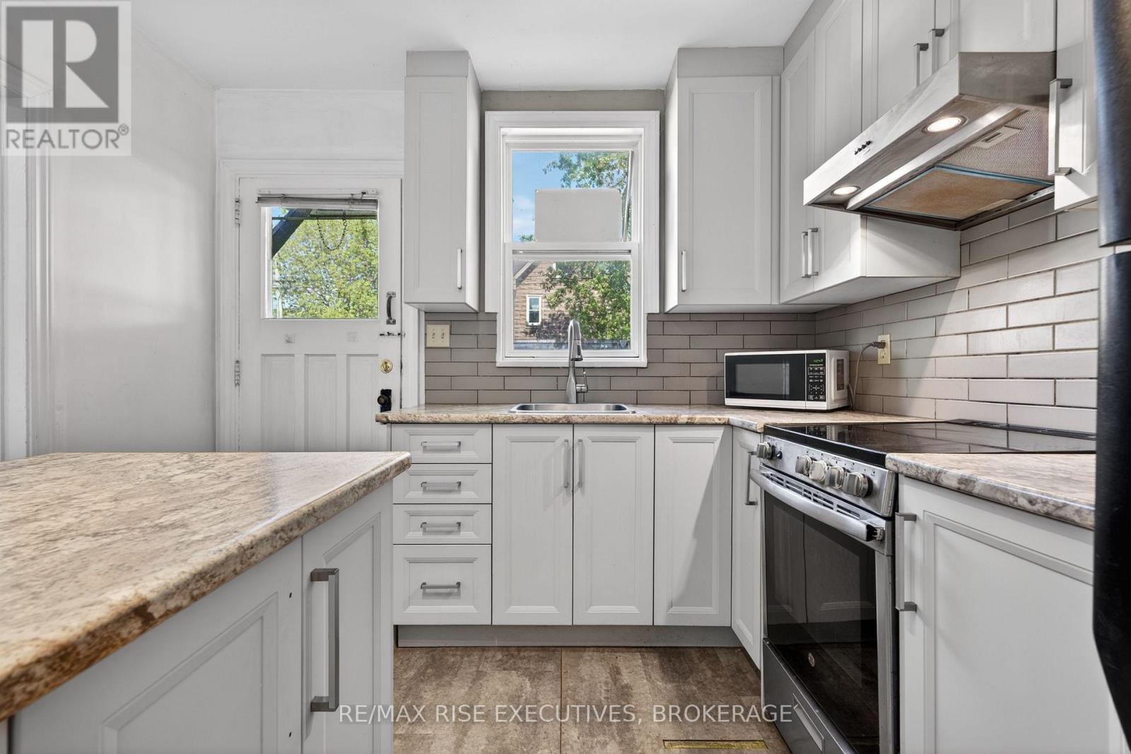 363 ALFRED STREET - 11