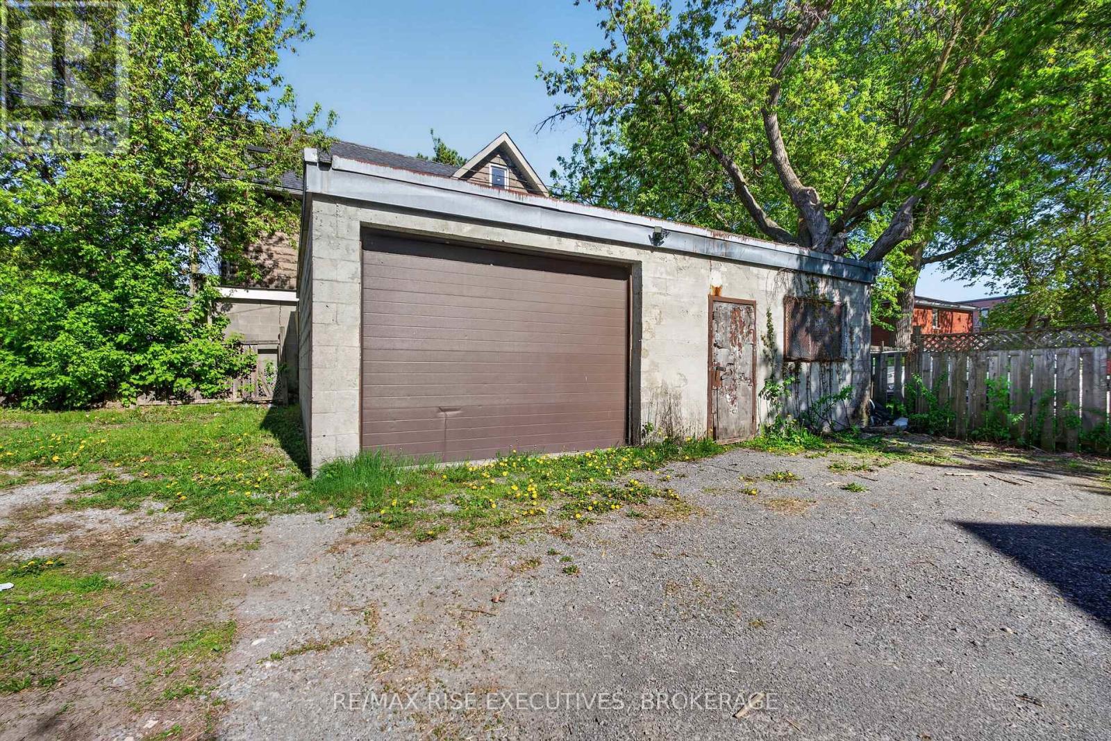 363 ALFRED STREET - 27