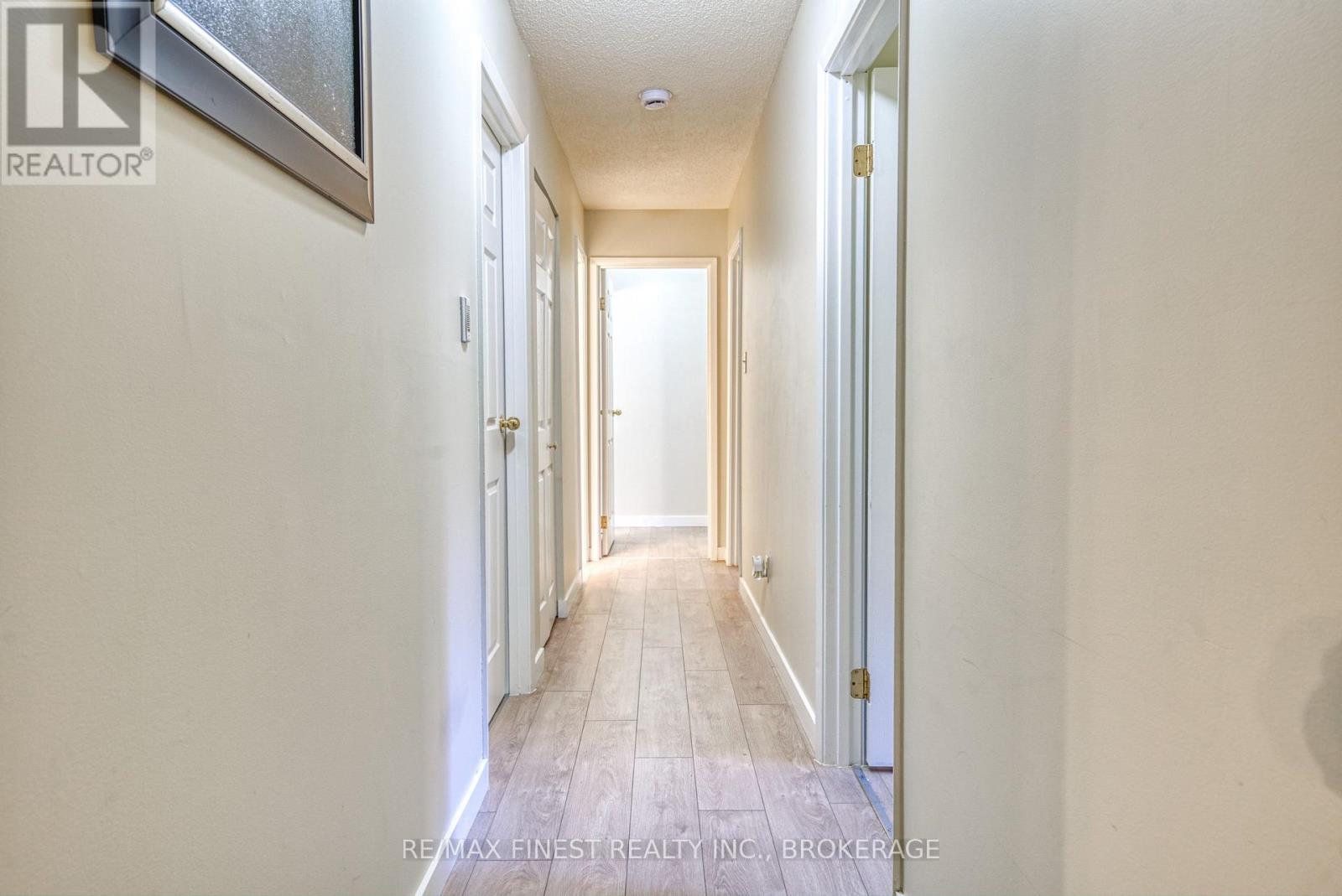 ##115 561 ARMSTRONG ROAD - 6