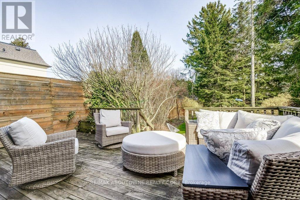 2180 CAROLINE STREET - 29