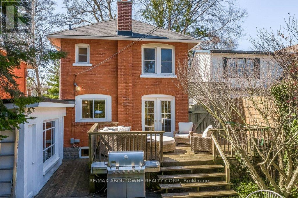 2180 CAROLINE STREET - 35