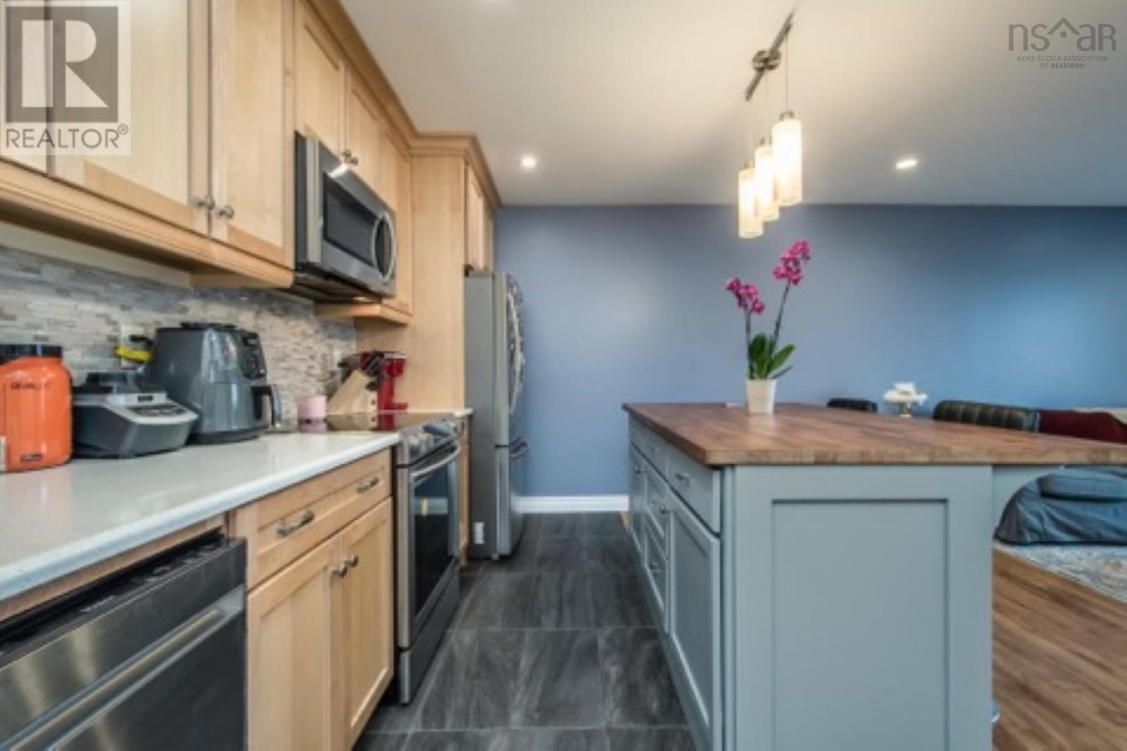 310-7 Jamieson Street - 5