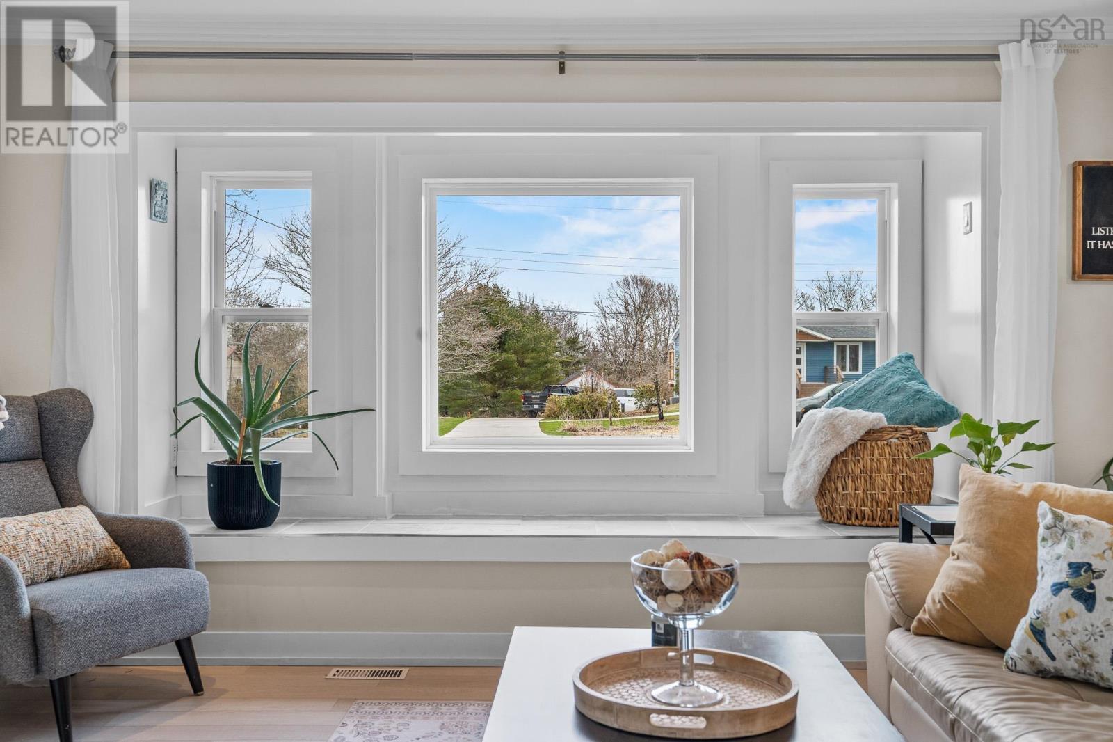 345 Whitehead Road - 10