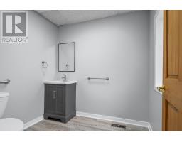 58 Dundas Street E, Greater Napanee, ON K7R1H8 Photo 17