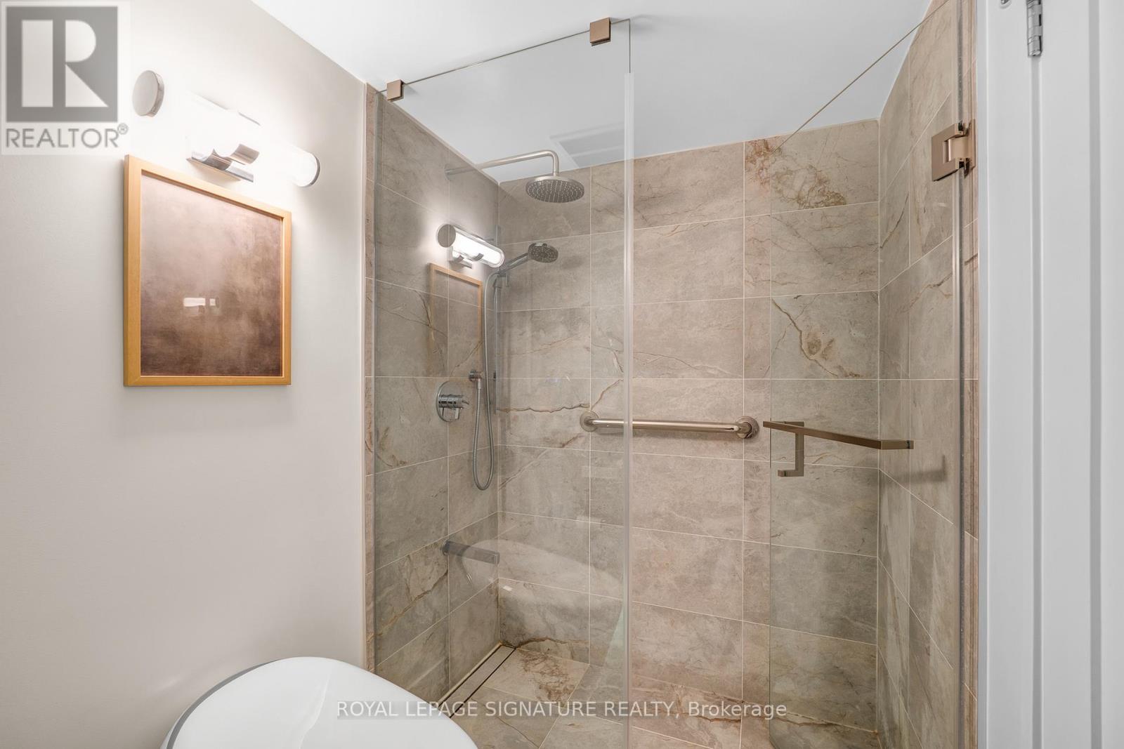 #1907 1555 FINCH AVENUE E - 31
