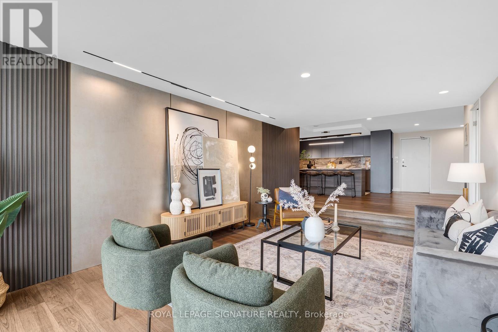 #1907 1555 FINCH AVENUE E - 5