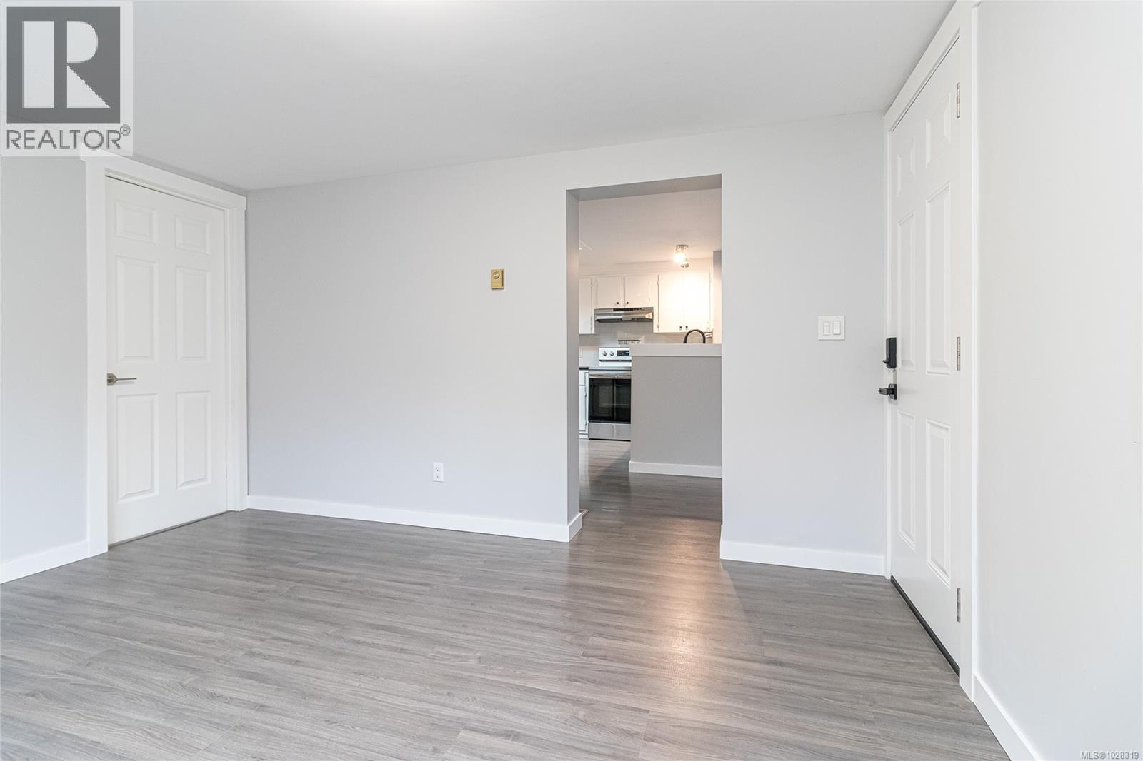 #46 2785 Wallbank Rd - 18