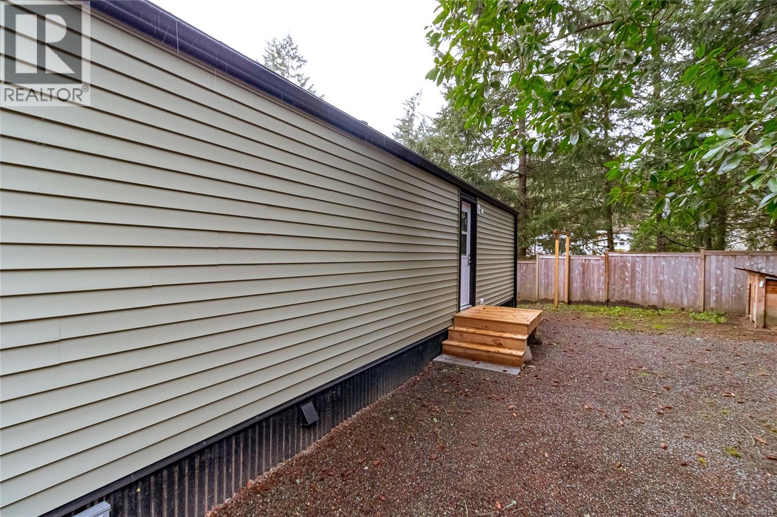 #46 2785 Wallbank Rd - 31
