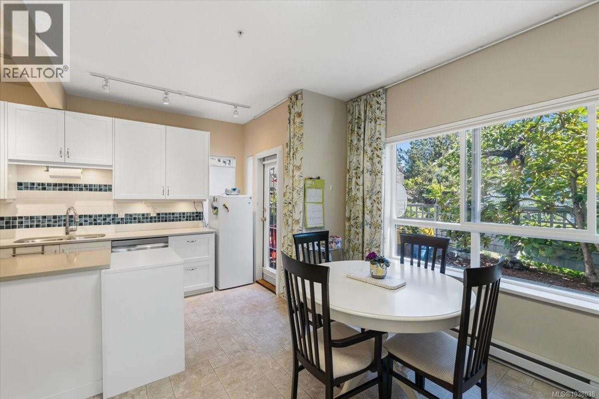 #105 5620 Edgewater Lane - 14