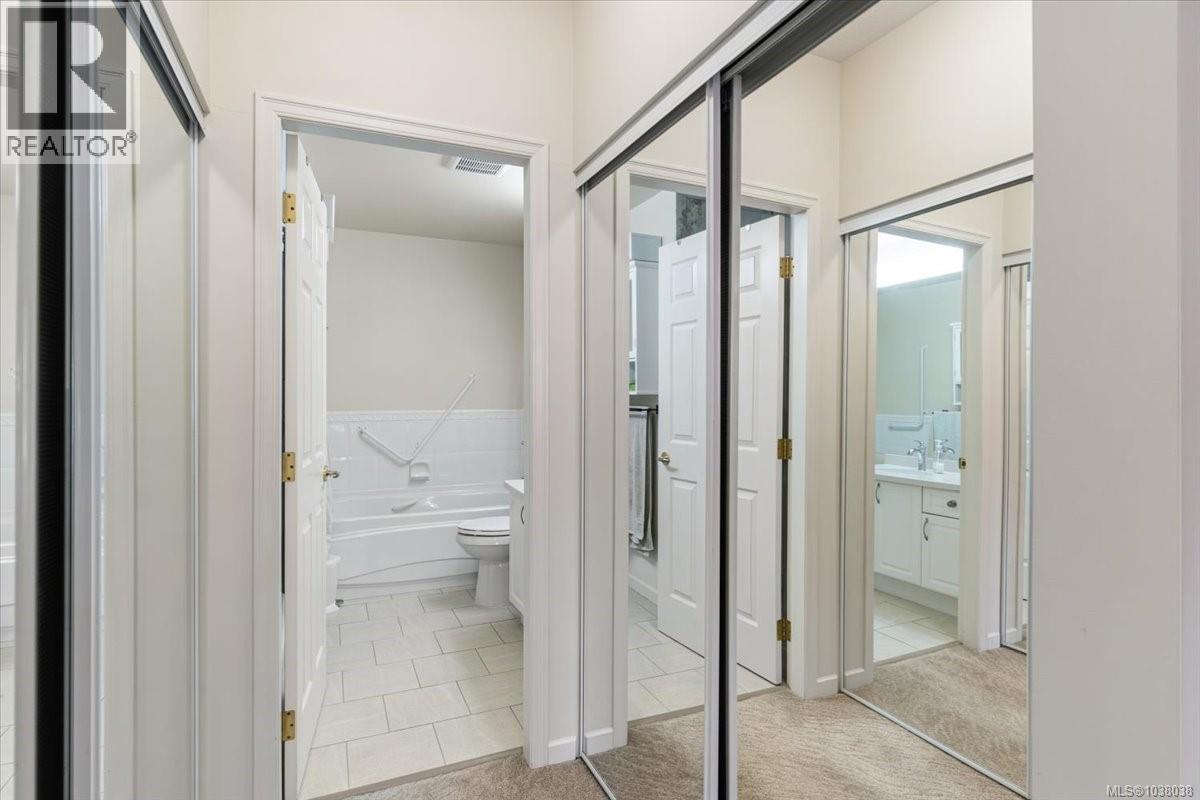 #105 5620 Edgewater Lane - 24