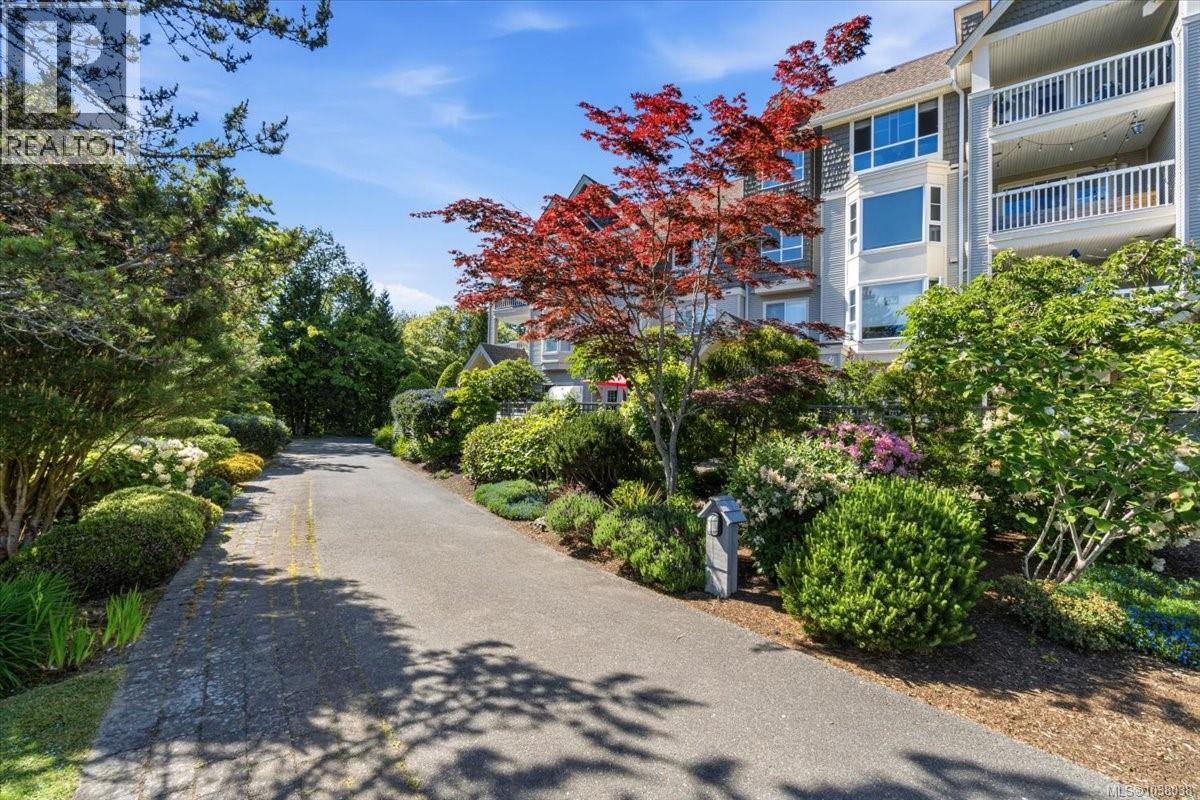 #105 5620 Edgewater Lane - 26