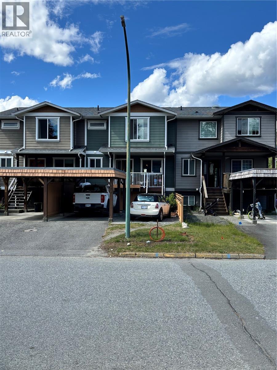 503 Maquinna Cres, Gold River