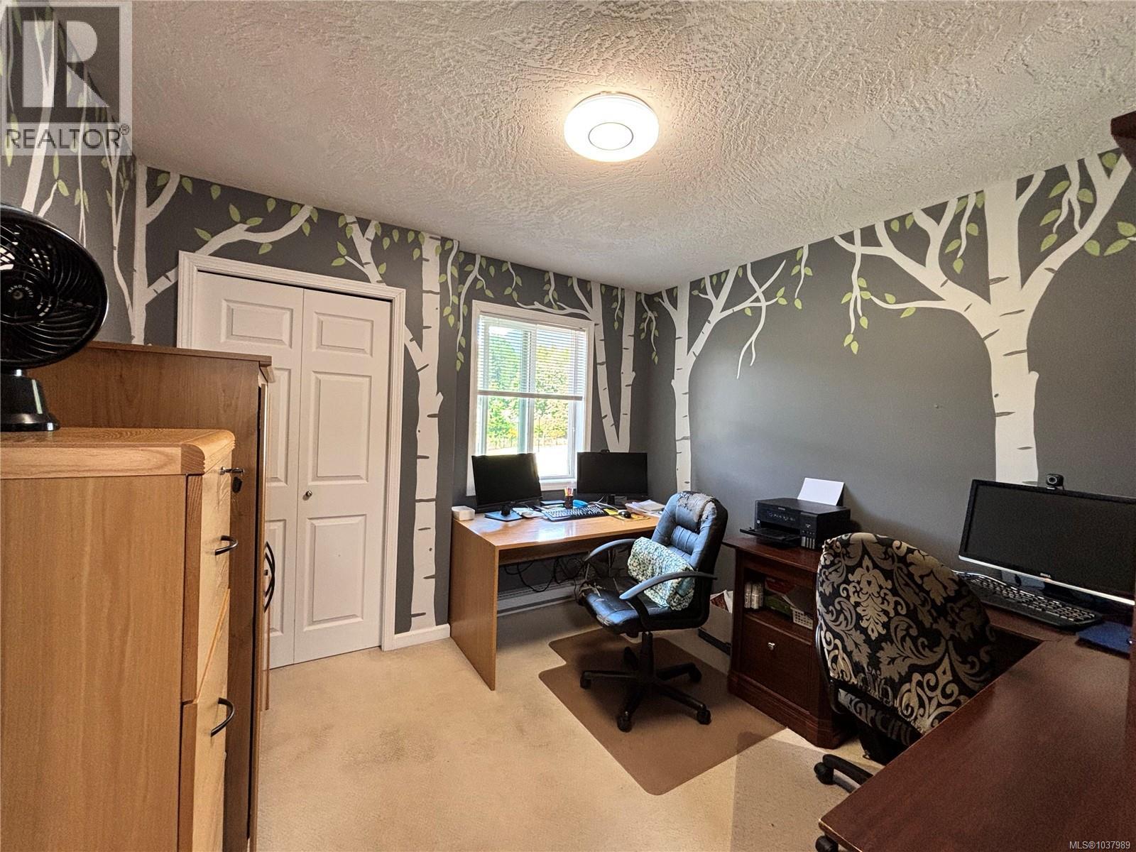 503 Maquinna Cres, Gold River