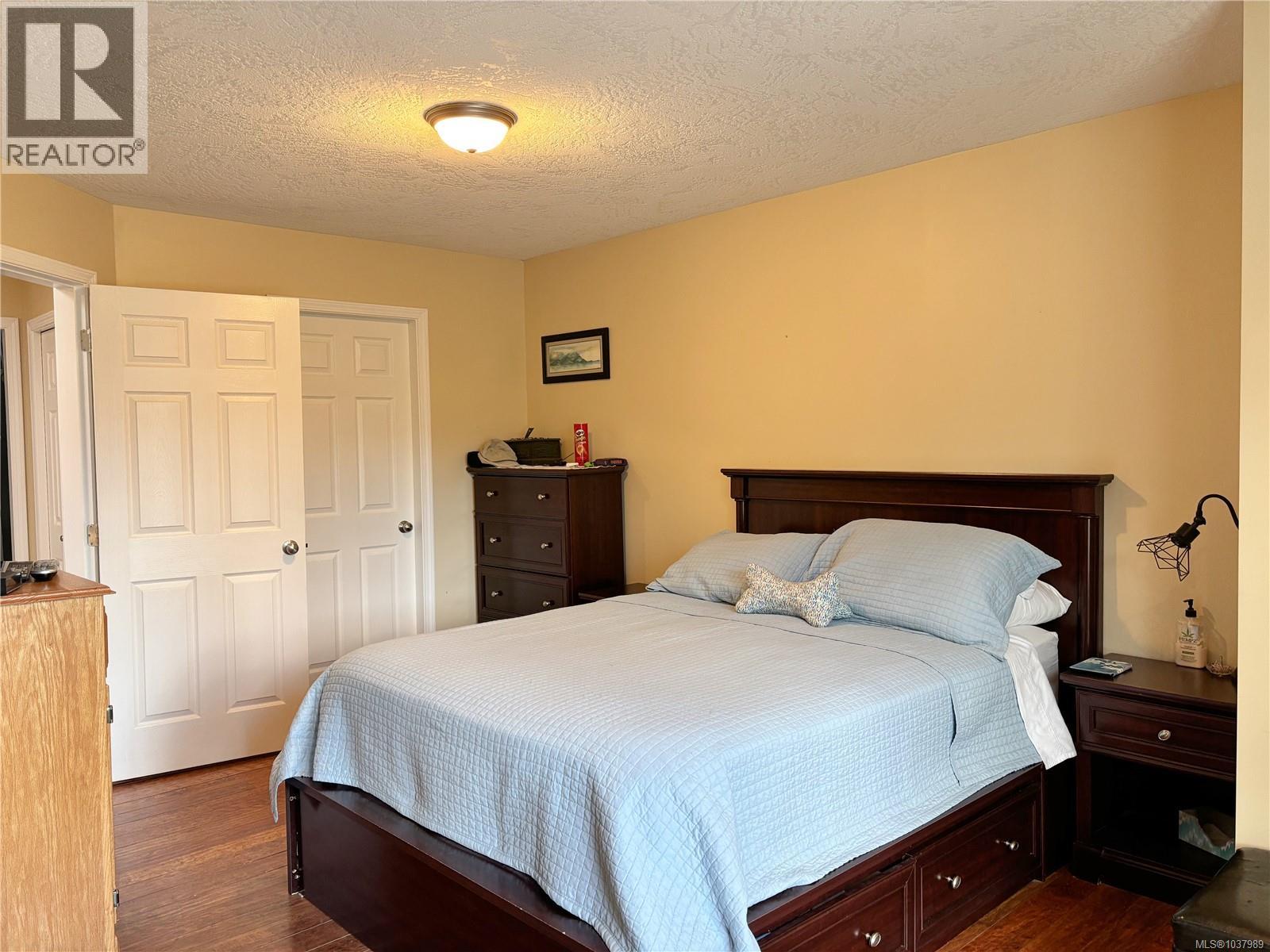 503 Maquinna Cres, Gold River