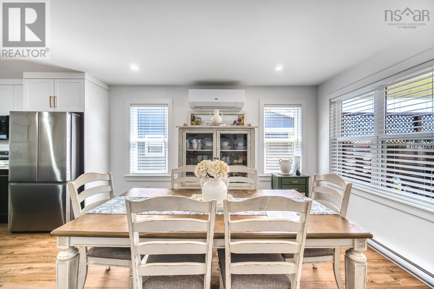 17 Community Way - 23