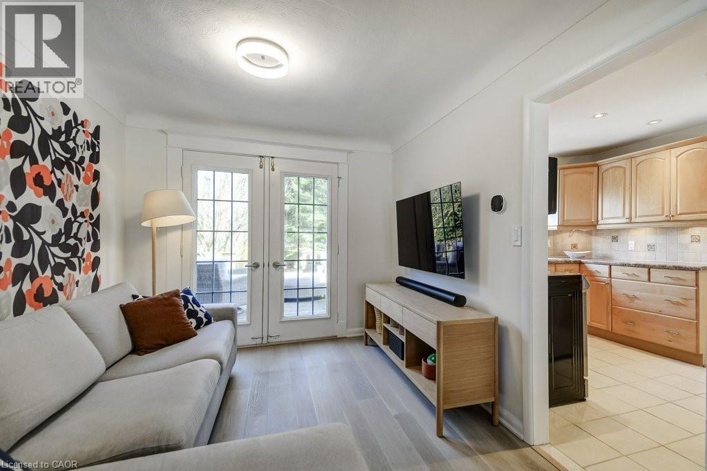 2180 CAROLINE Street - 12