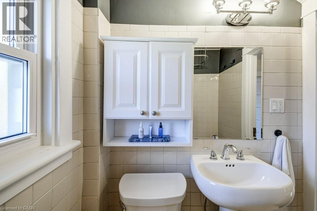 2180 CAROLINE Street - 22