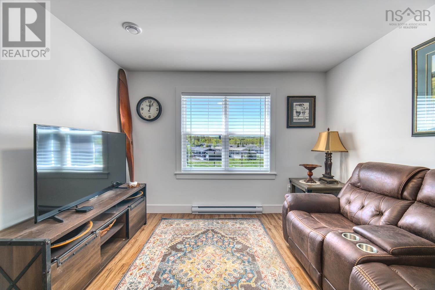 17 Community Way - 30