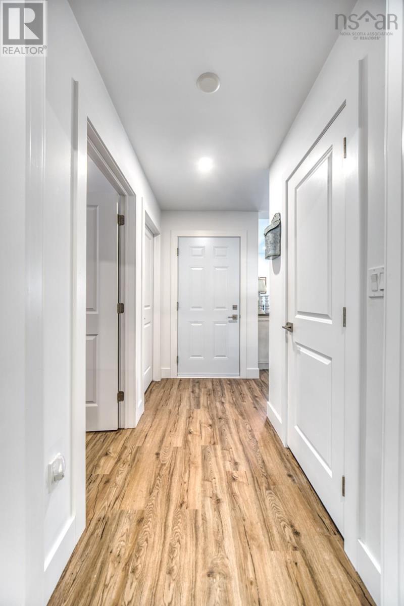 17 Community Way - 43