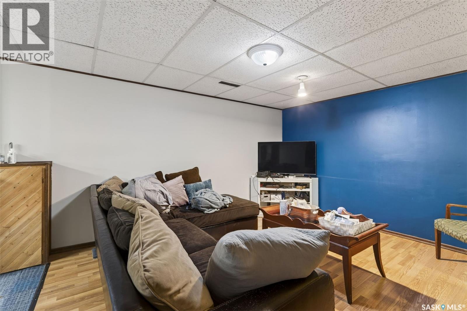 413 Vancouver AVENUE N - 23