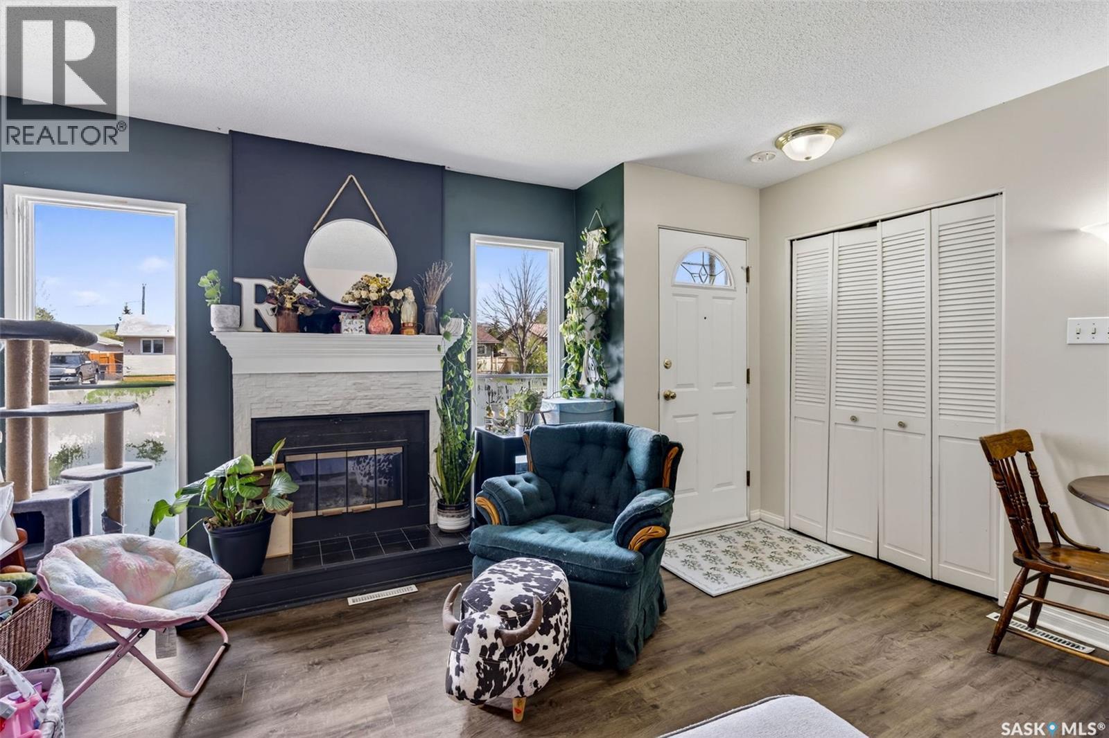 413 Vancouver AVENUE N - 4