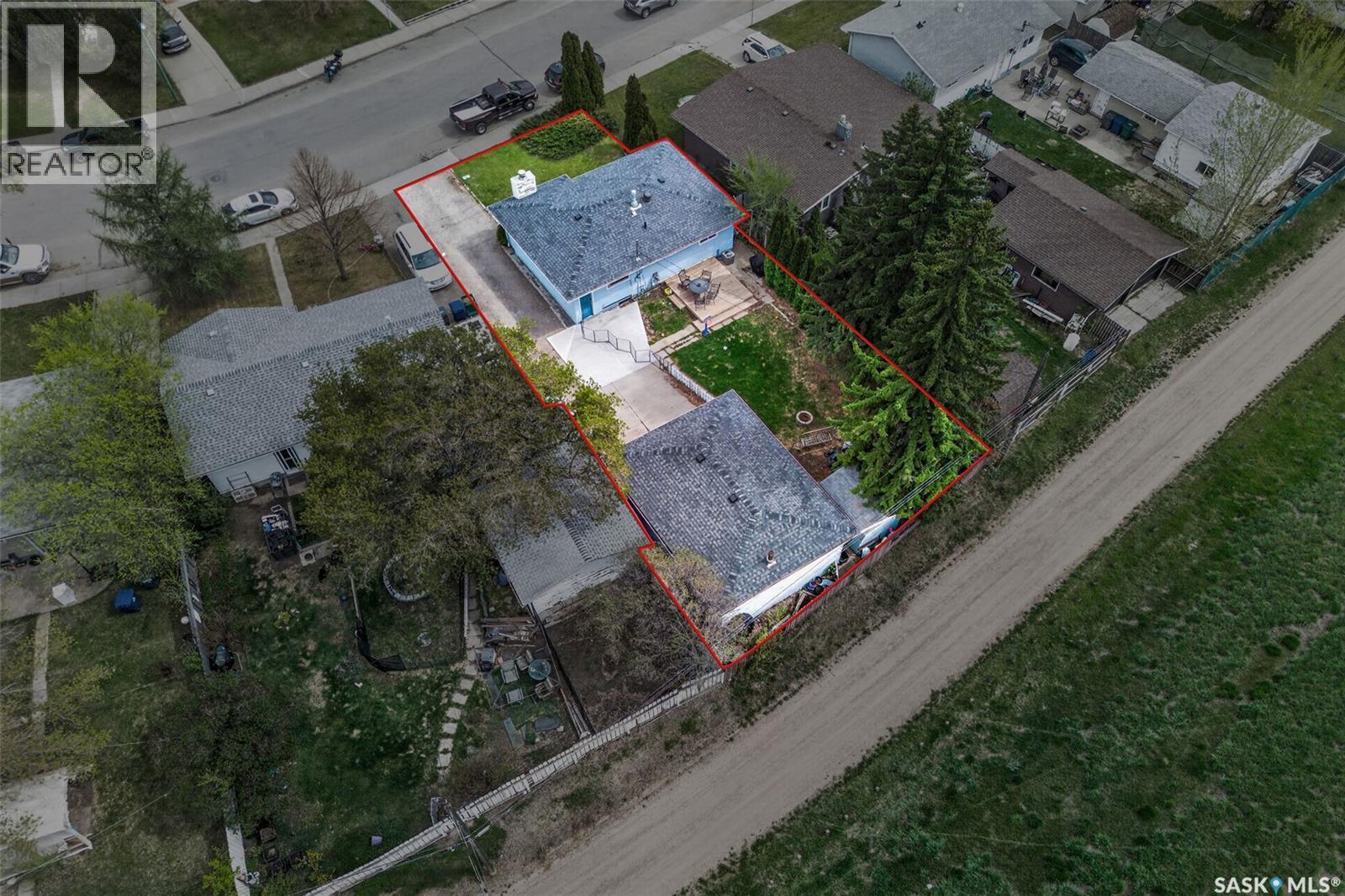 413 Vancouver AVENUE N - 40