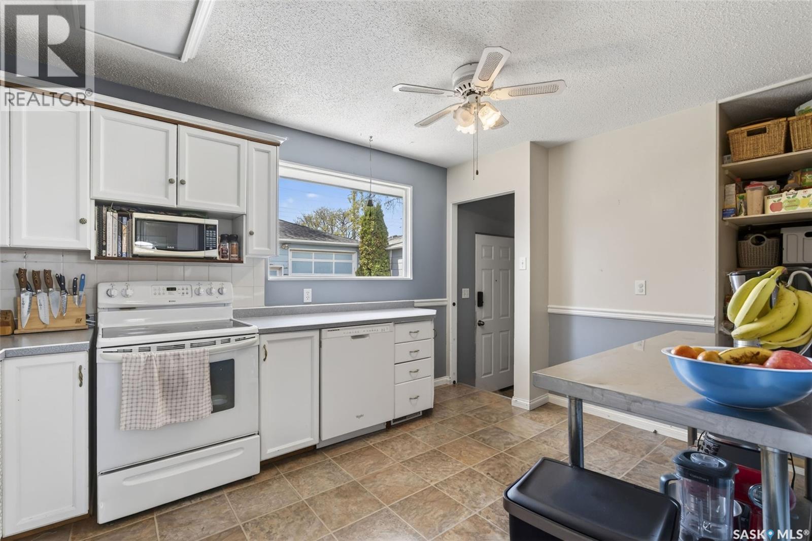 413 Vancouver AVENUE N - 8