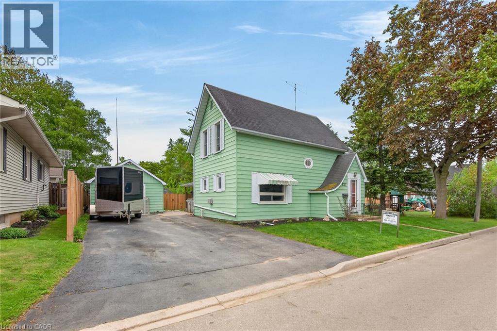 827 PINE Street - Image 2