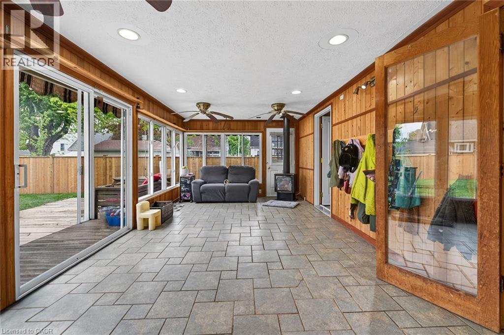 827 PINE Street - 24