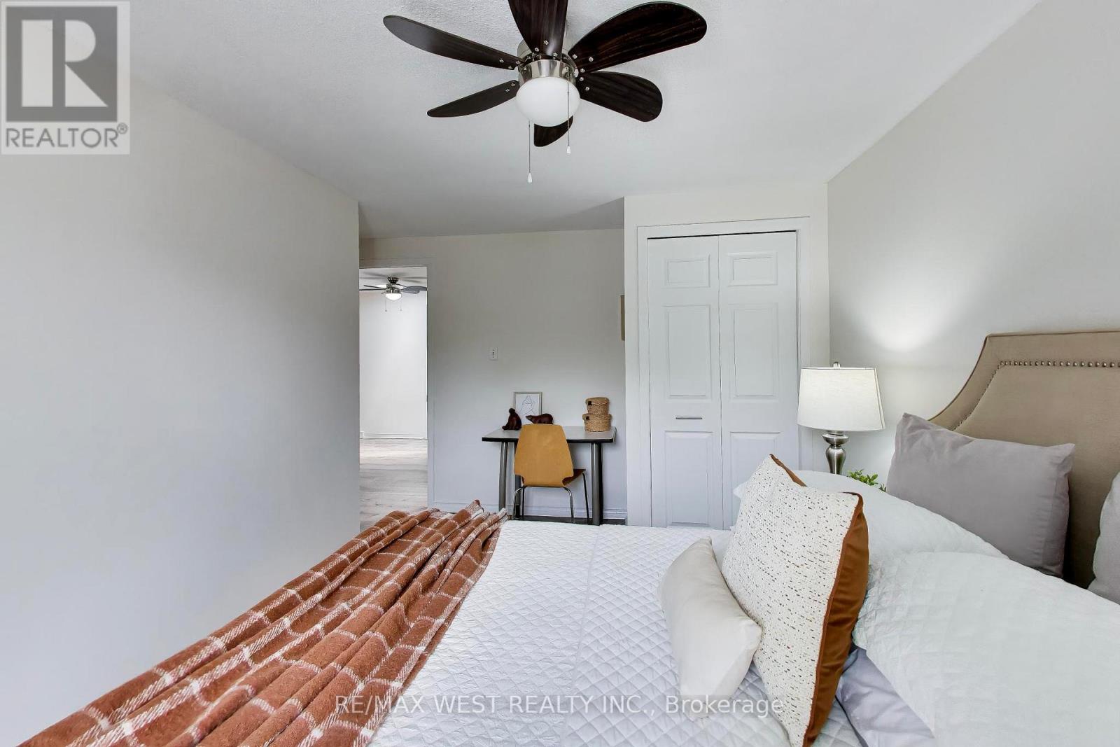 128 ROSER CRESCENT - 23