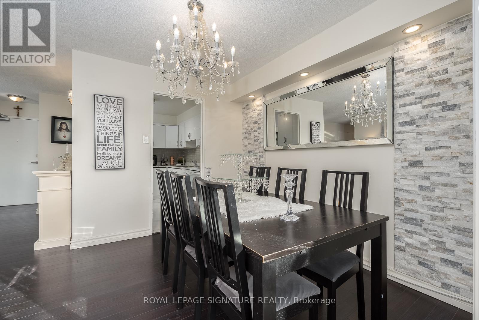 #1110 120 DUNDALK DRIVE - 21
