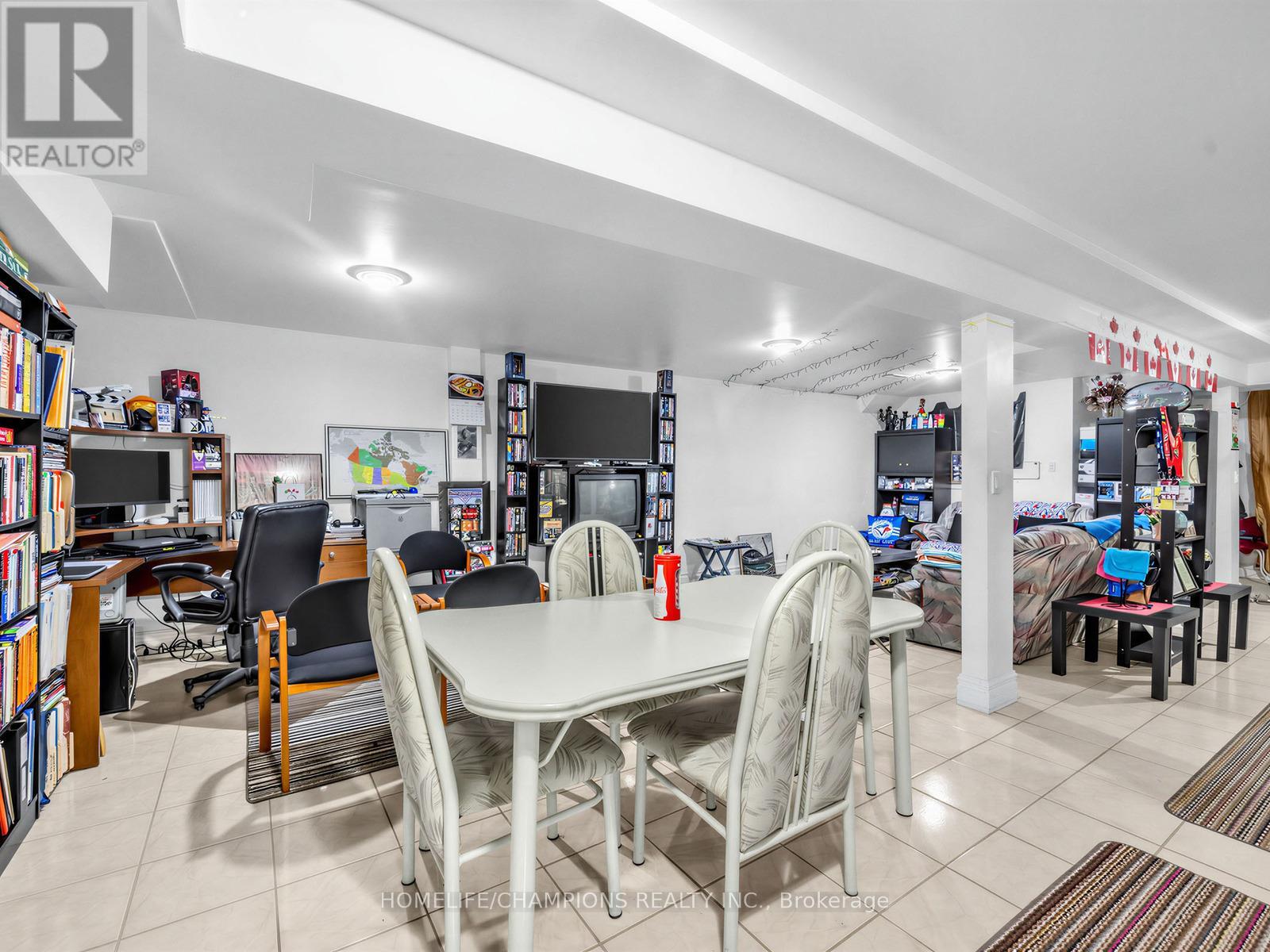 12 GLENHEATHER TERRACE - 25