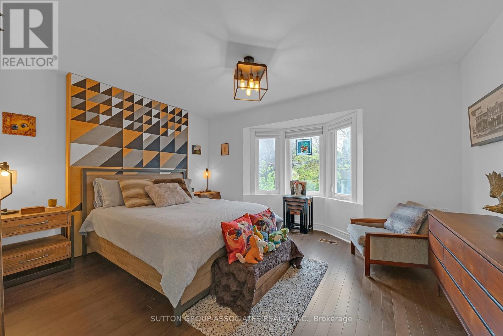 69 DAGMAR AVENUE - 14