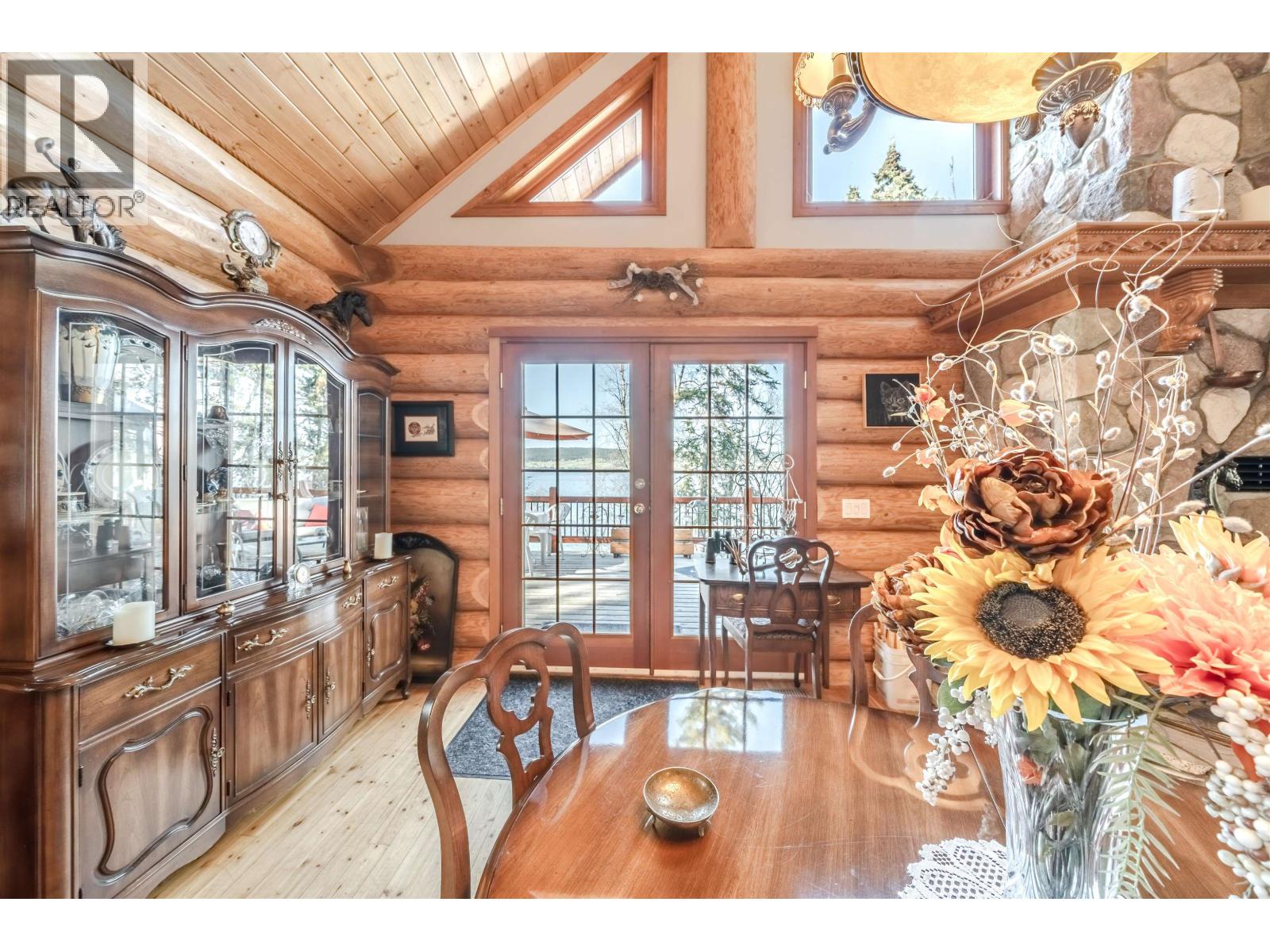 4677 CAVERLY ROAD, Lac La Hache