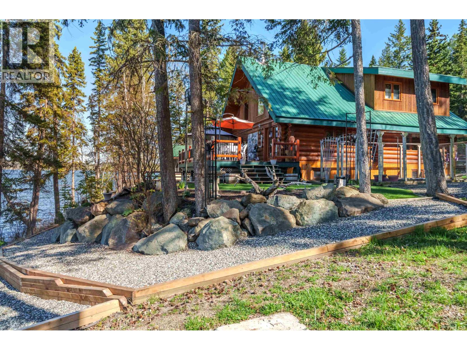 4677 CAVERLY ROAD, Lac La Hache