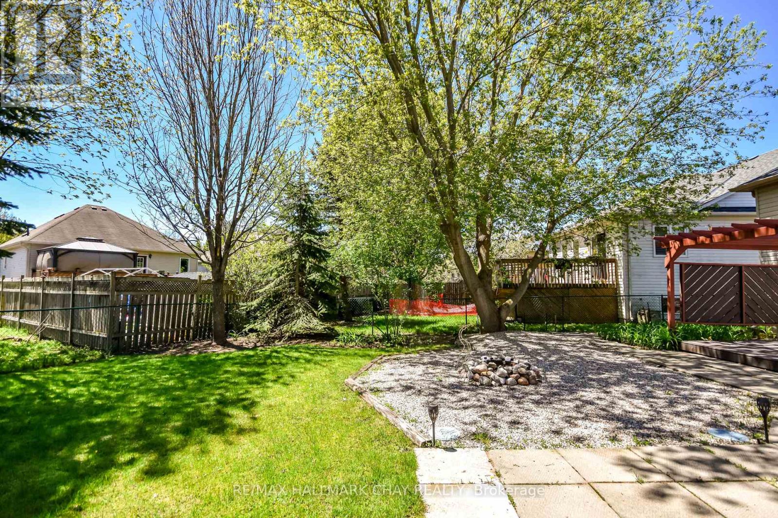 31 PRINCESS POINT DRIVE - 42