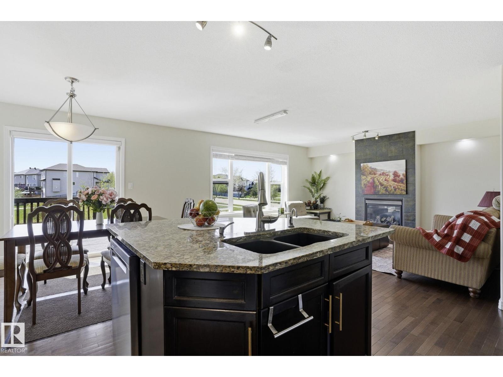10 Rockwell Close - Image 3