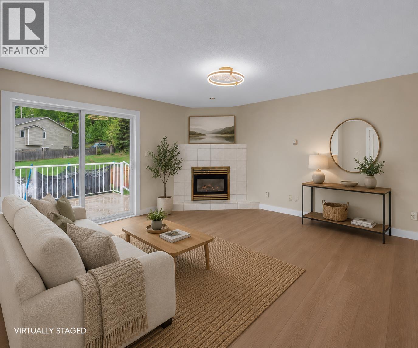 Photo 9 of 28 — 4287 22ND AVENUE · Prince George, BC