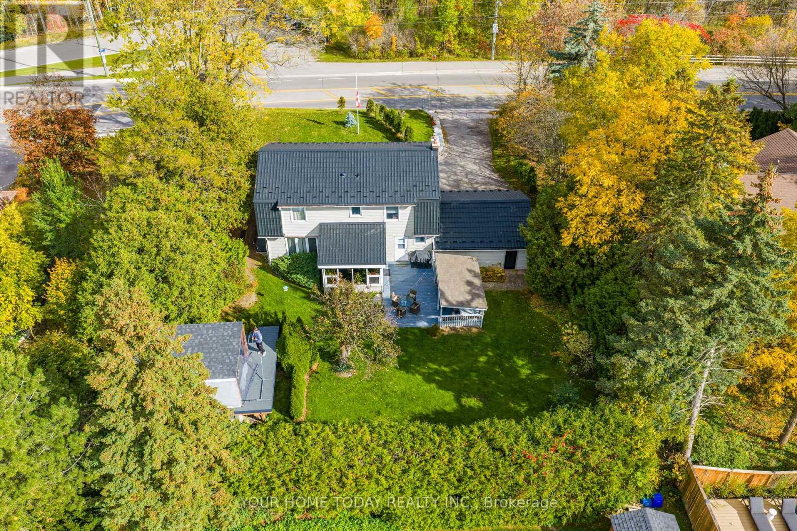 190 MAIN STREET S - 46