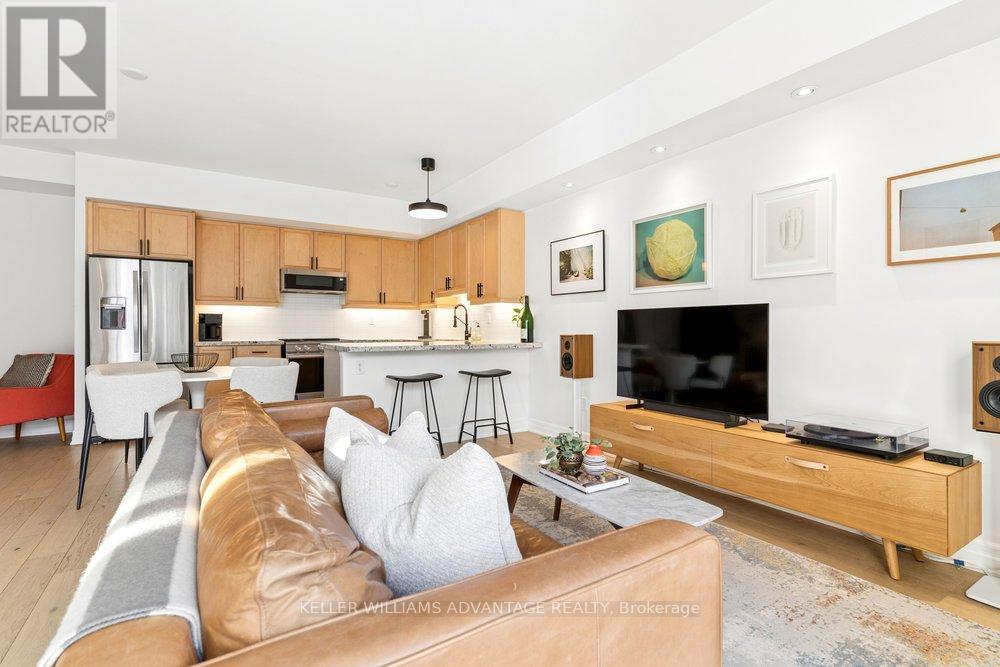 #402 57 MACAULAY AVENUE - 20