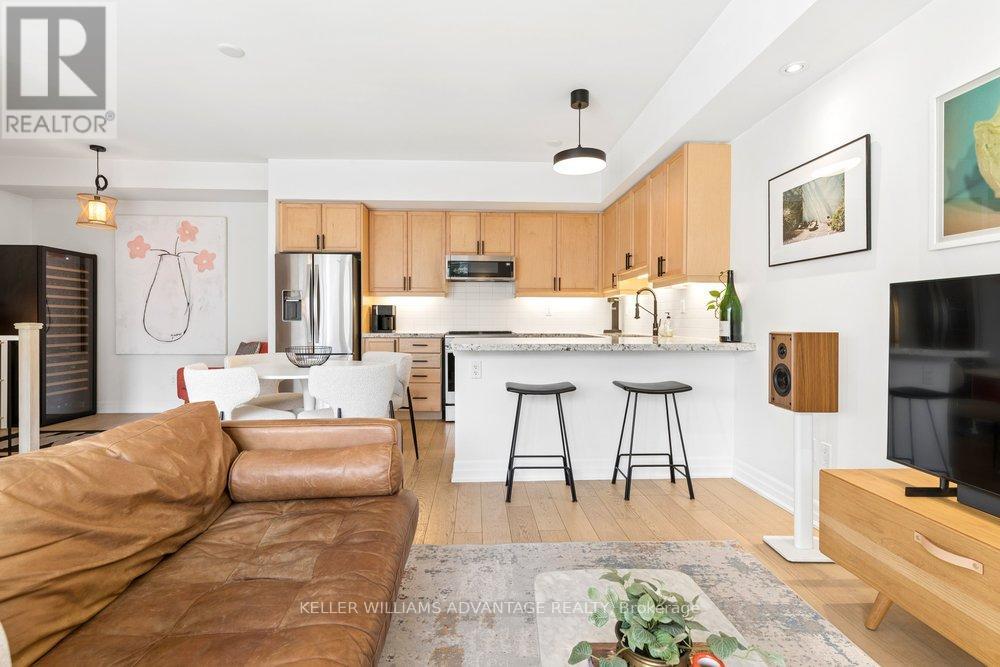 #402 57 MACAULAY AVENUE - 22