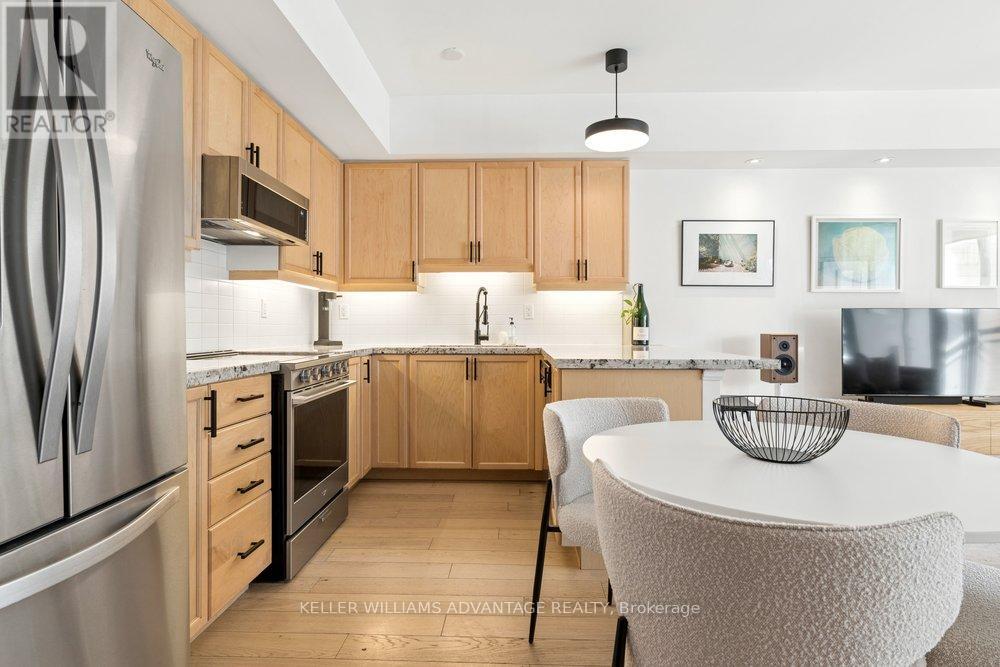 #402 57 MACAULAY AVENUE - 24