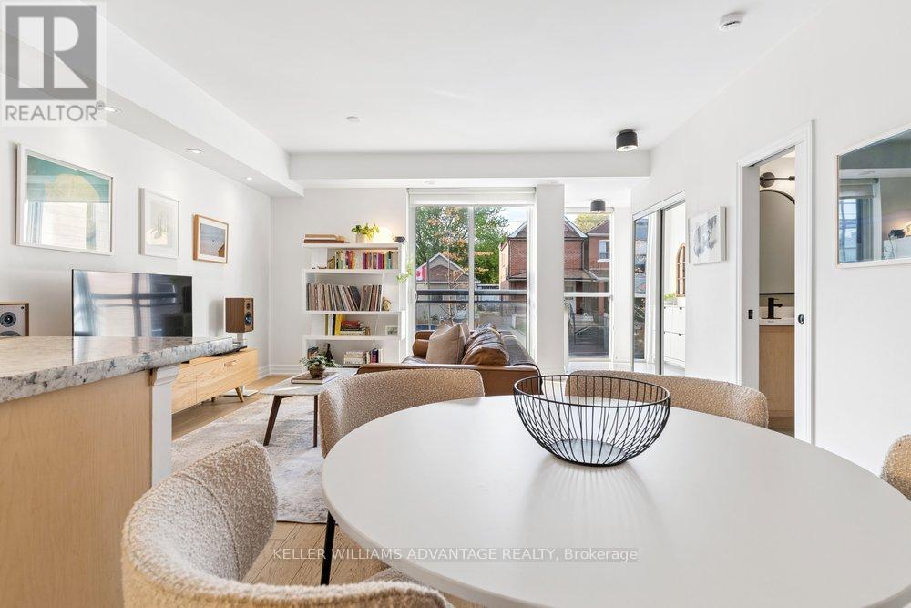#402 57 MACAULAY AVENUE - 28