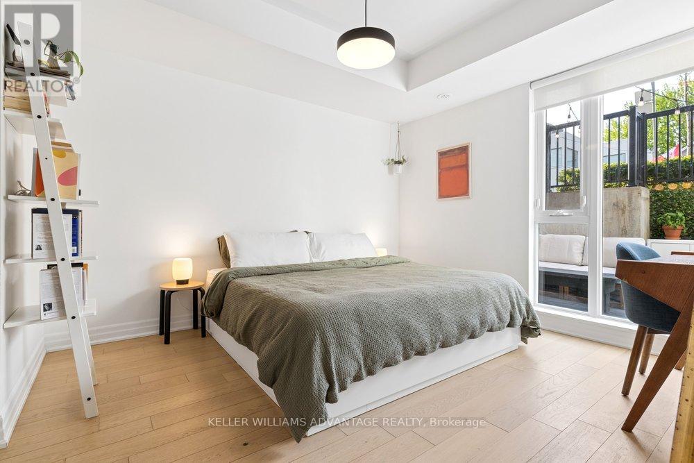 #402 57 MACAULAY AVENUE - 34