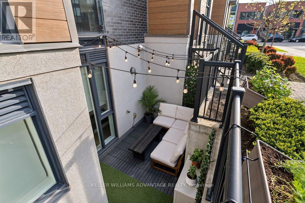 #402 57 MACAULAY AVENUE - 49