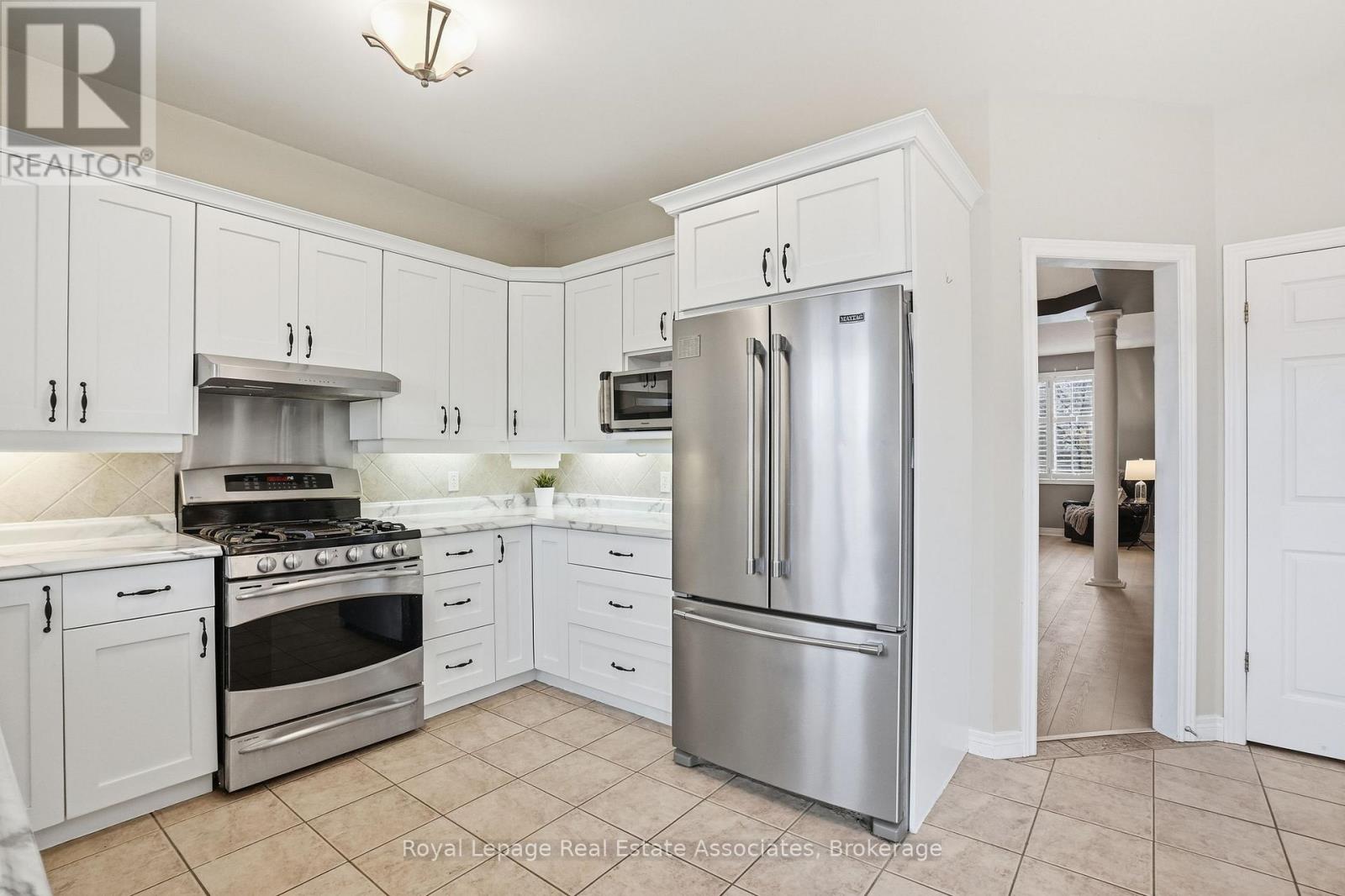 486 DELANEY COURT - 15