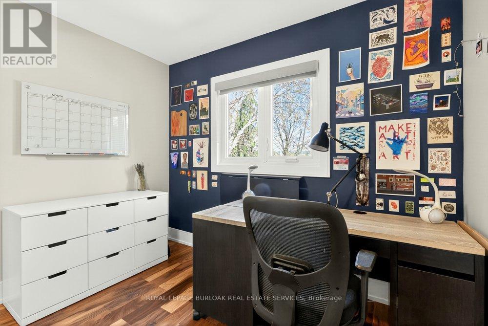 1078 AUGUSTUS DRIVE - 35